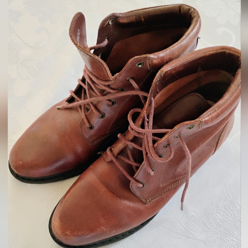 Womens Brown Leather Lace up Duck Head Ankle Boots - Size 8